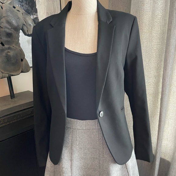 H&M black blazer NWT - Picture 2 of 10
